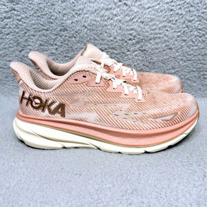 Hoka One One Clifton 9 Womens Size 9 Running Shoes Sneakers Sandstone Cream